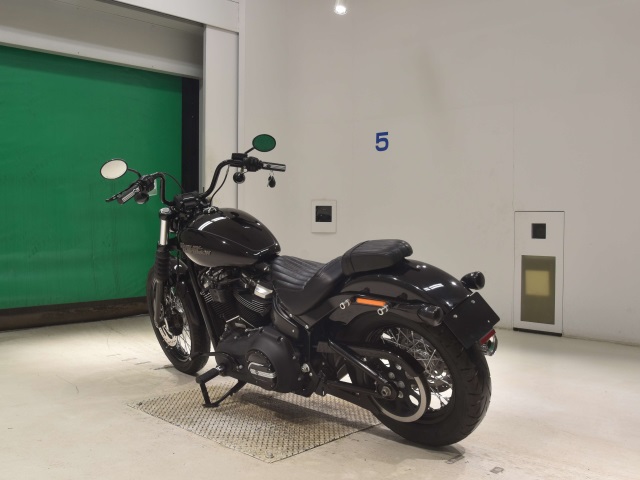 HD STREETBOB FXBB1750 — фото 6