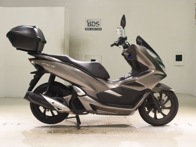 Honda PCX125-3