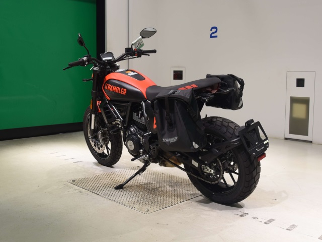Ducati SCRAMBLER 803 FULLTHROTTLE — фото 6