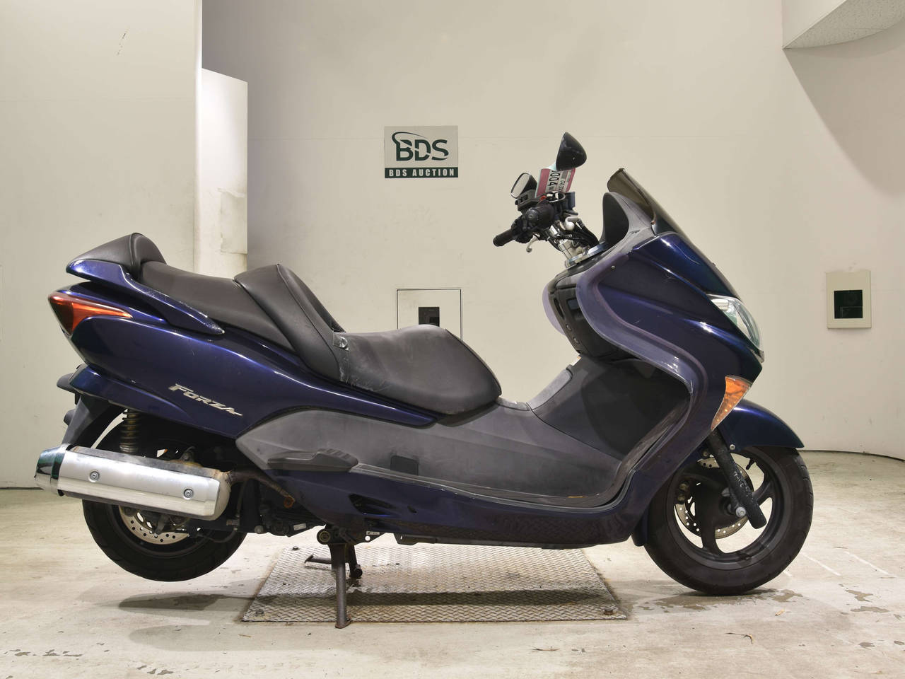 MF08型　FORZA　Ｚ ホンダ（HONDA） フォルツァZ | FORZA Zの型式・スペックならバイクブロス