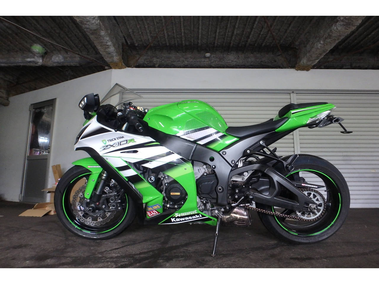 2073] Kawasaki NINJA ZX-10R - JKAZXT00JJA010123