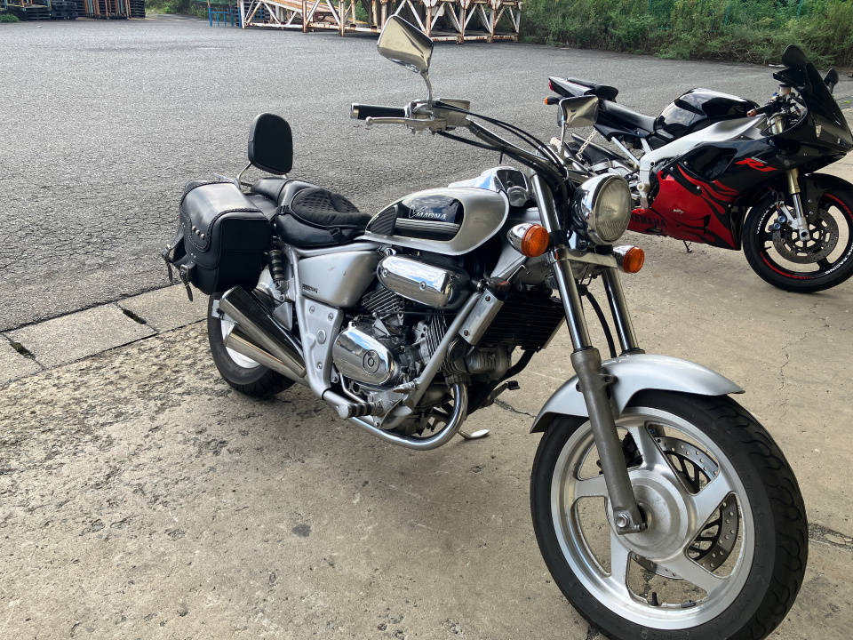 Honda MAGNA250