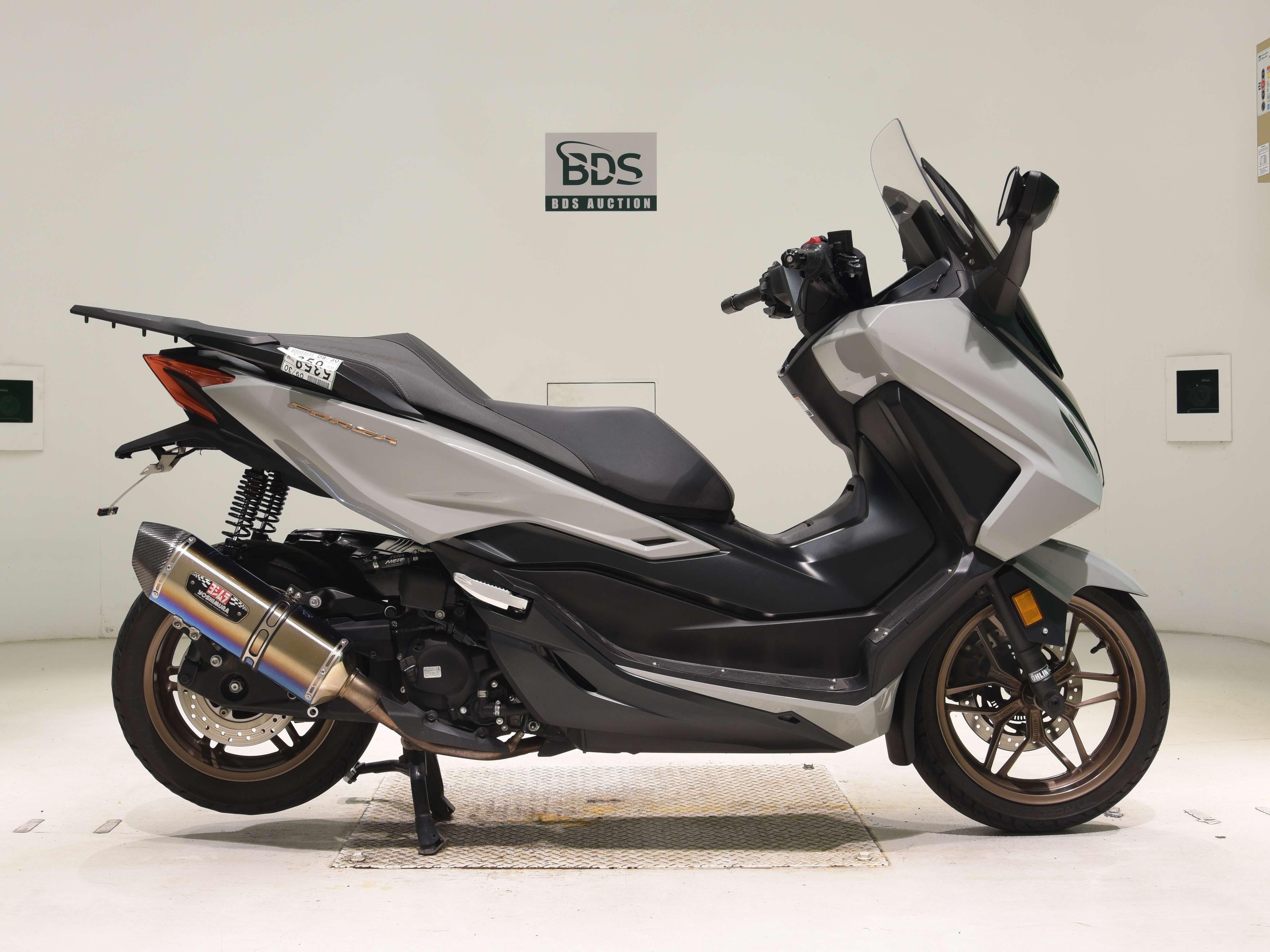Honda FORZA-6