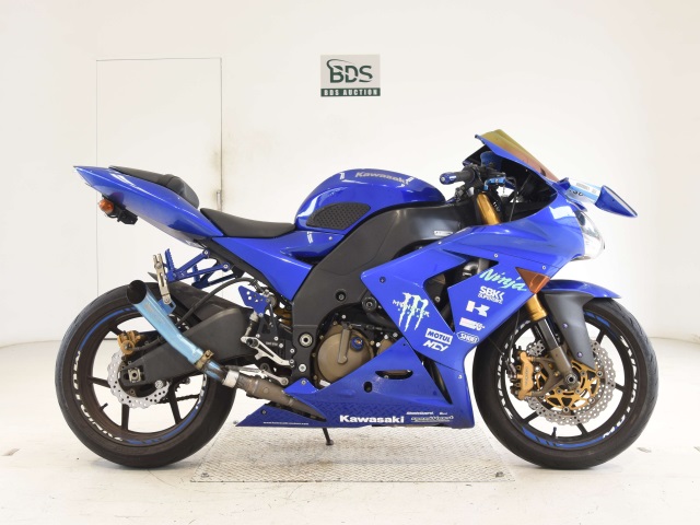 5105] Kawasaki NINJA ZX-10R - ZXT02E-002355