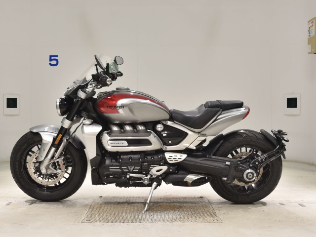 Triumph ROCKET III R — фото 2