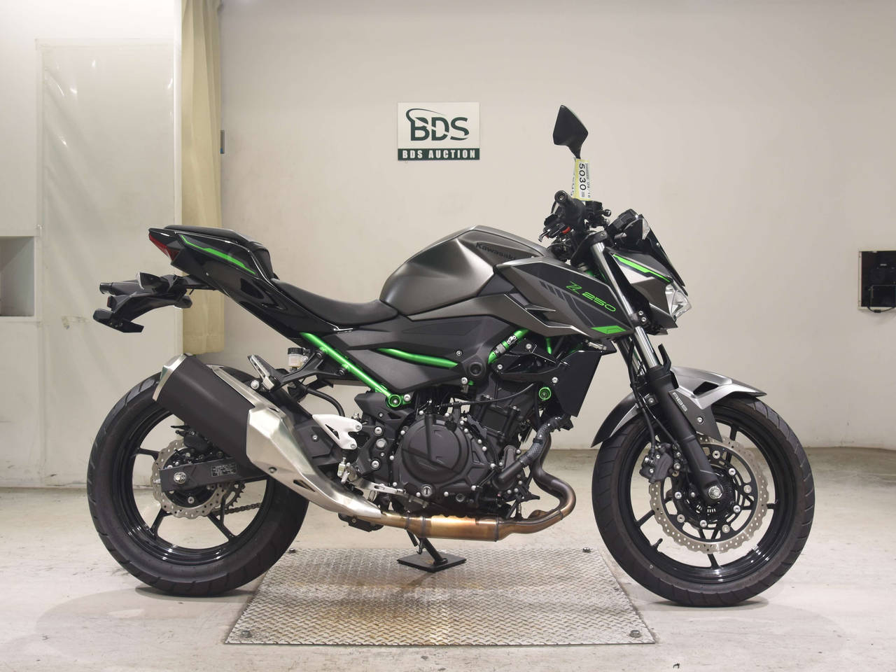 Kawasaki Z250