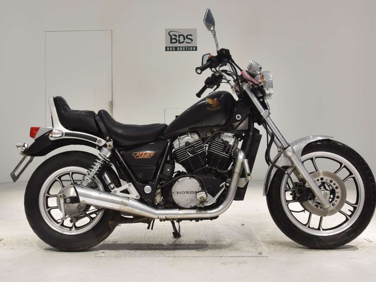 0003] Honda NV750 CUSTOM - RC14-1001727