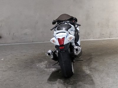 Suzuki GSX1300R HAYABUSA — фото 4