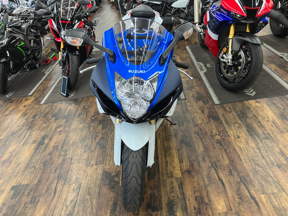 Suzuki GSX-R750 — фото 3