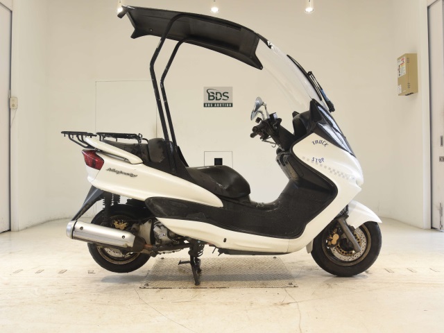 Yamaha MAJESTY250