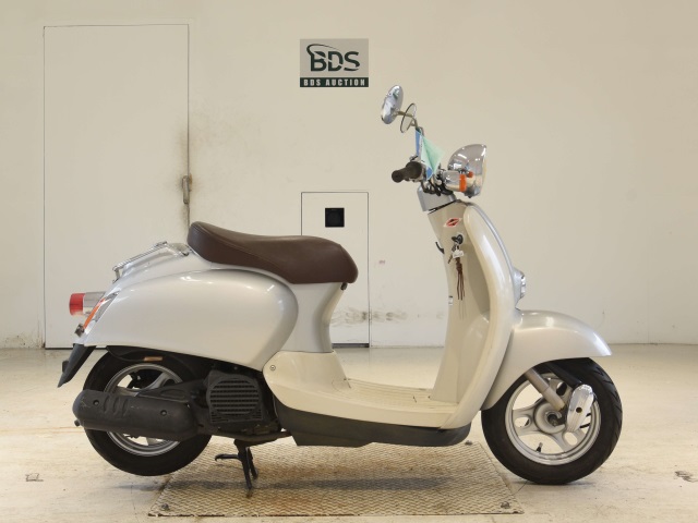 Honda GIORNO CREA