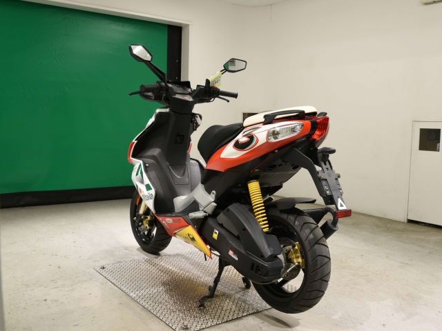 Aprilia SR50 — фото 6