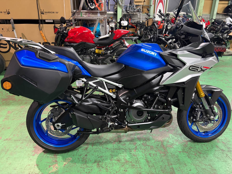 Suzuki GSX-S1000GX
