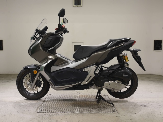 Honda ADV 150 — фото 2
