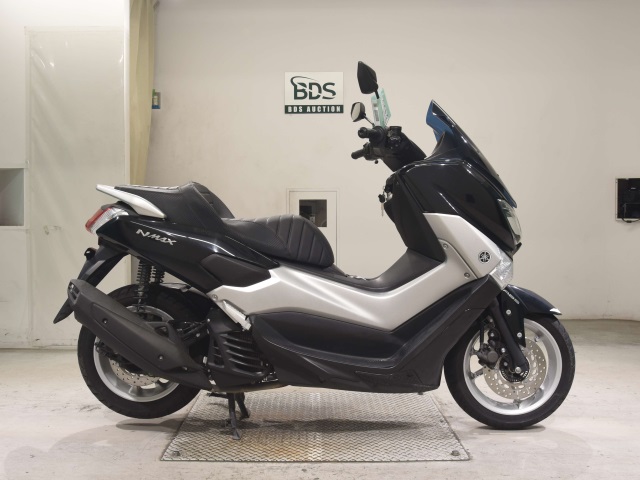 Yamaha N-MAX125