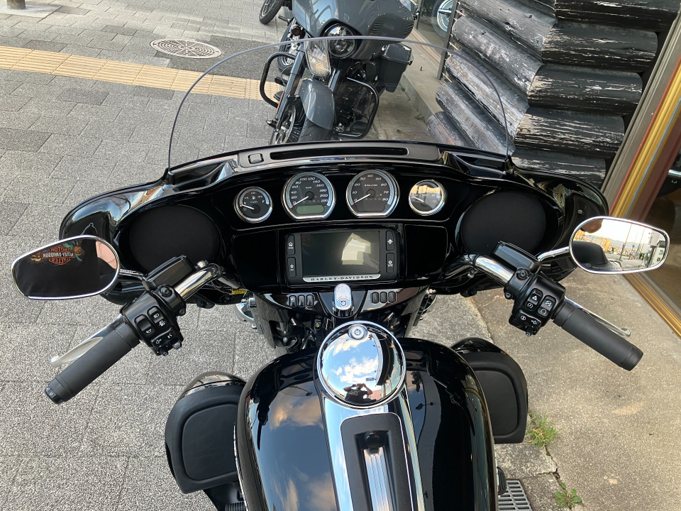 HD ELECTRA GLIDE FLHTK1690 — фото 27