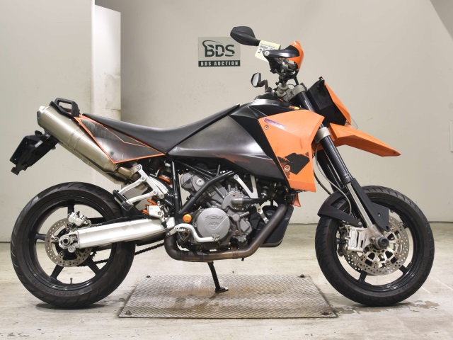 KTM 950 SUPERMOTO