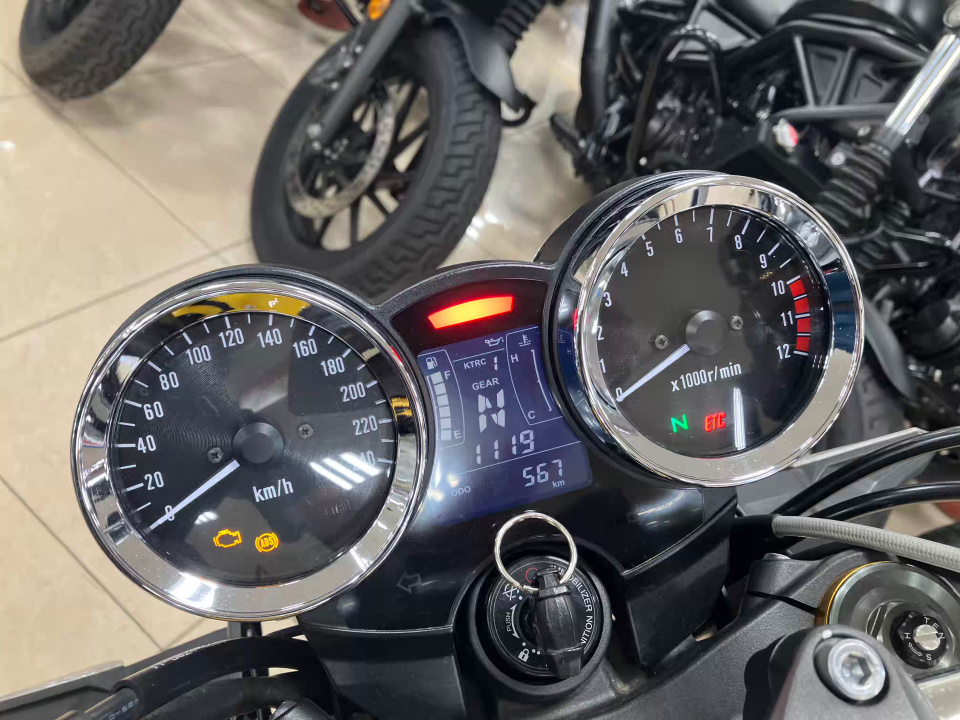 Kawasaki Z900RS — фото 3