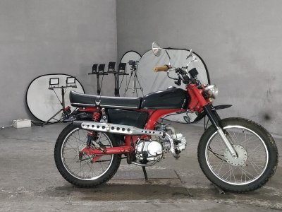 Honda BENNIE CD90