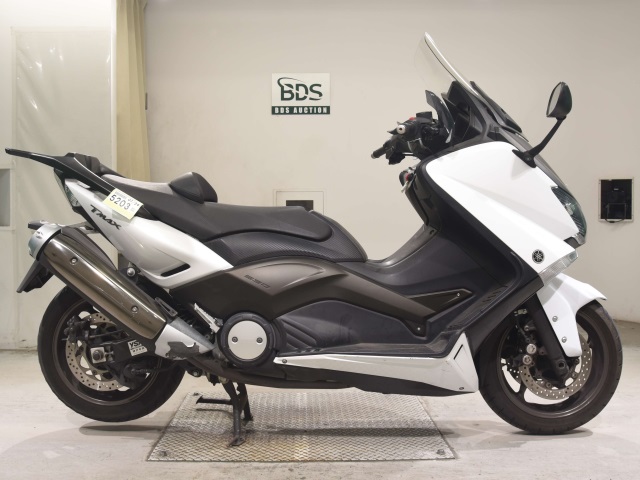 Yamaha T-MAX530