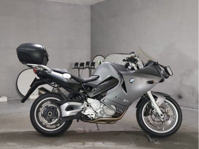 BMW F800ST