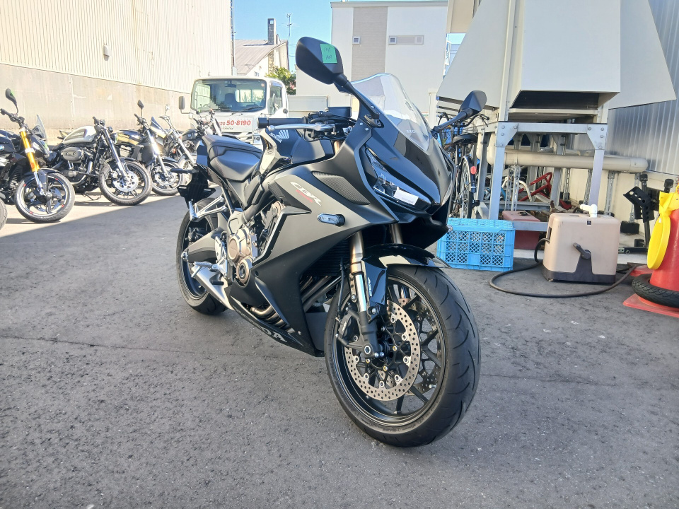 Honda CBR650R — фото 4