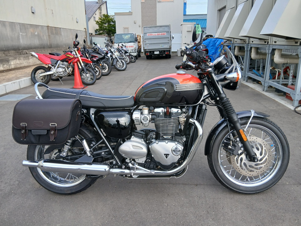 Triumph BONNEVILLE T120