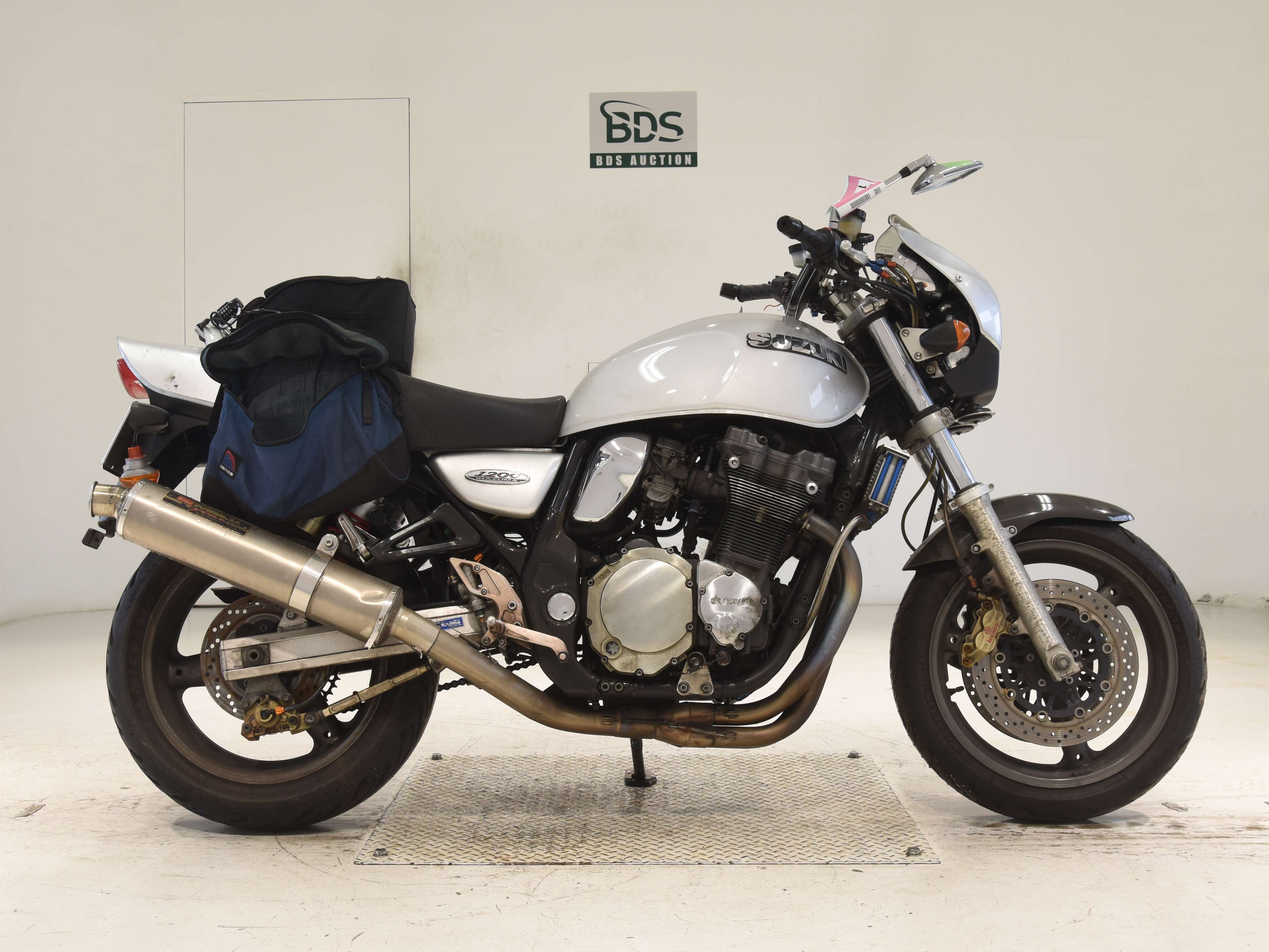 Suzuki GSX1200 INAZUMA
