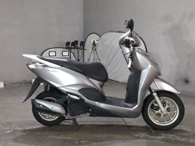 Honda LEAD125