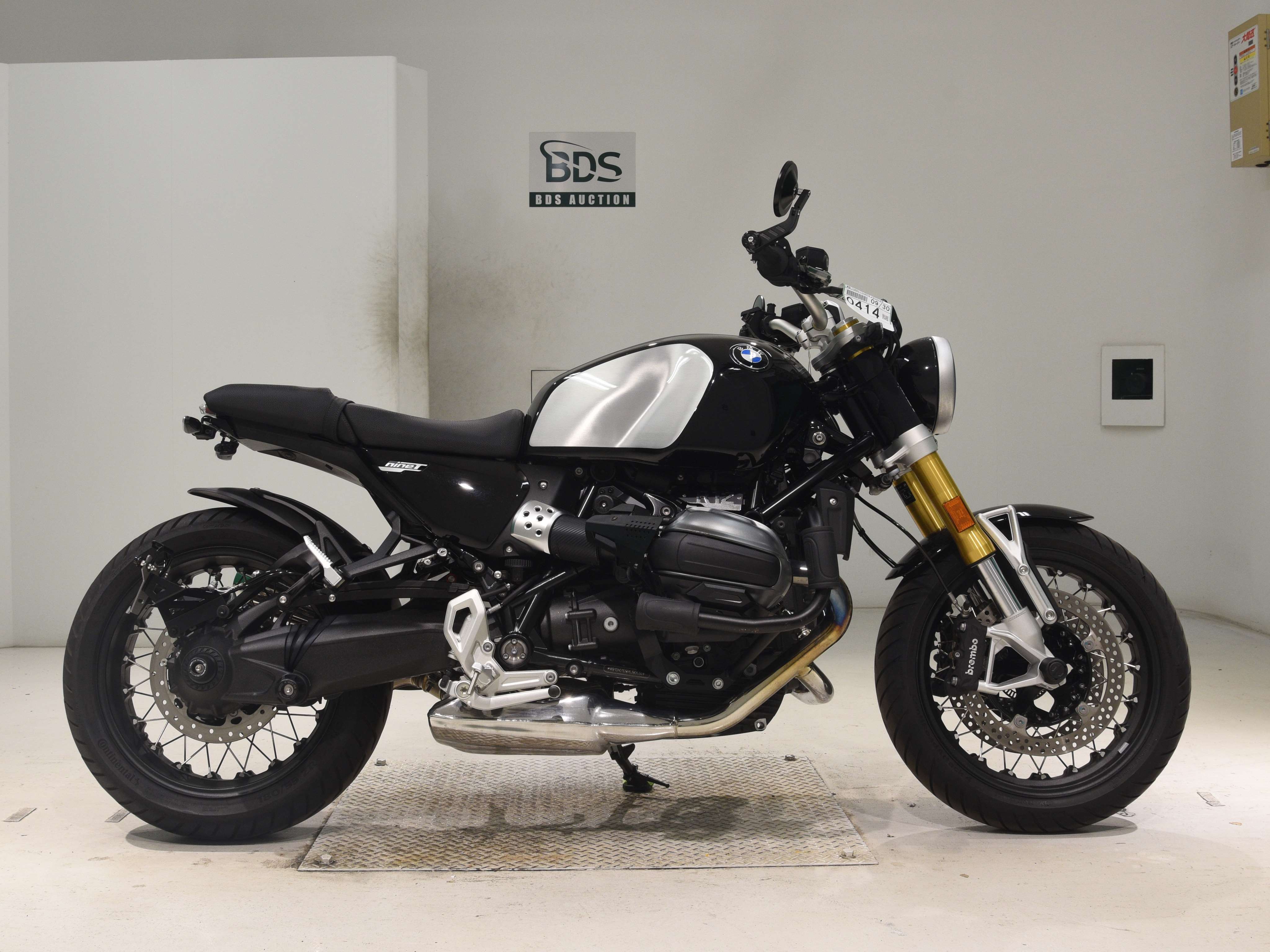 BMW R12 NINE T