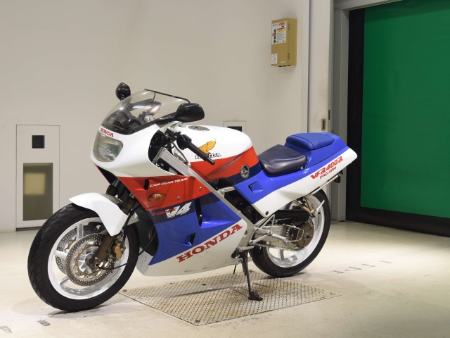 Honda VFR400R — фото 4