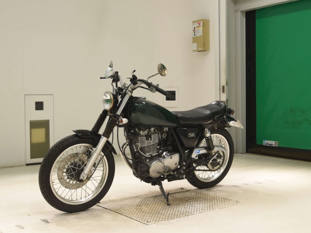 Yamaha SR400 — фото 4