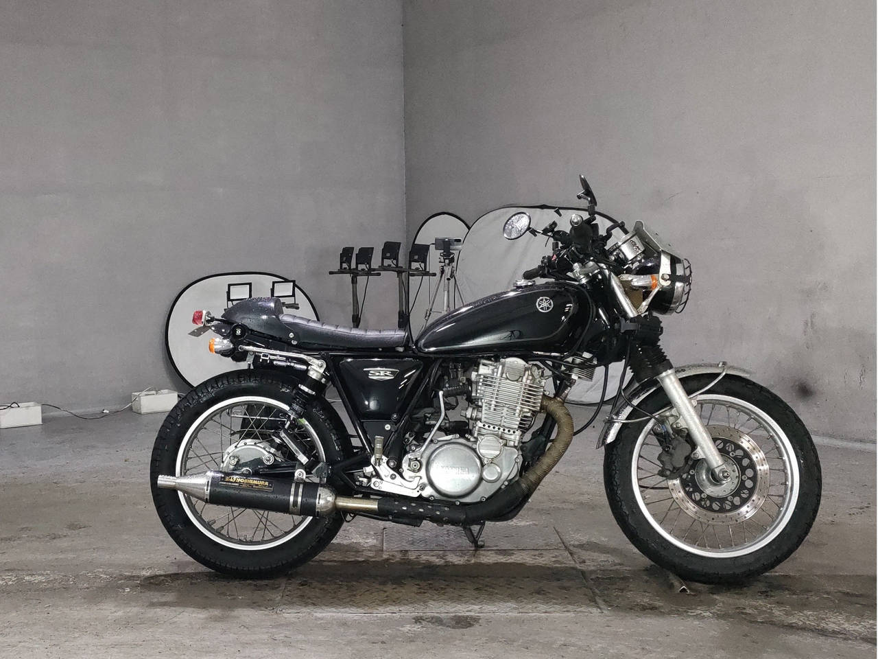 Yamaha SR400