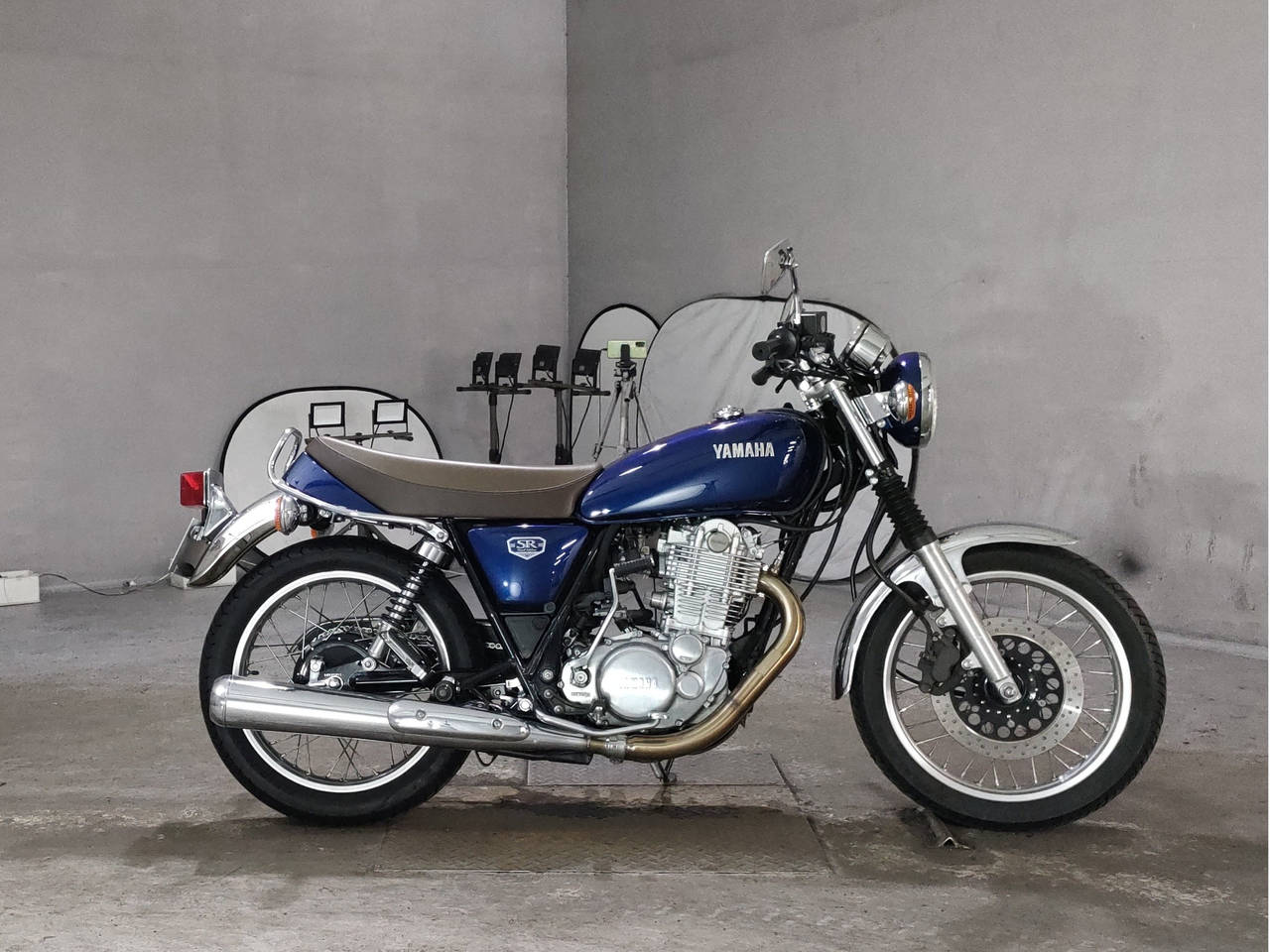 Yamaha SR400