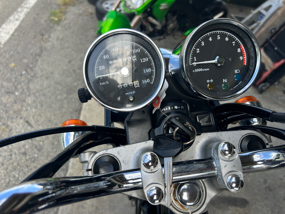 Honda CB400SS — фото 3