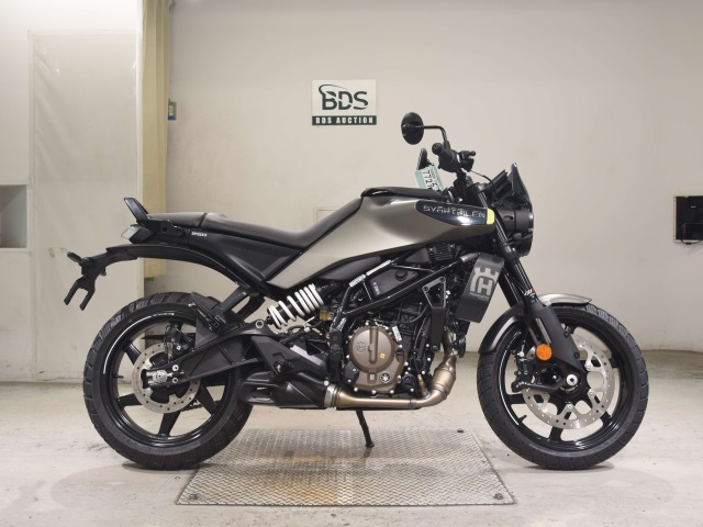Husqvarna SUBARU TREPIEN 250