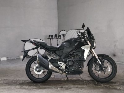 Honda CB250R