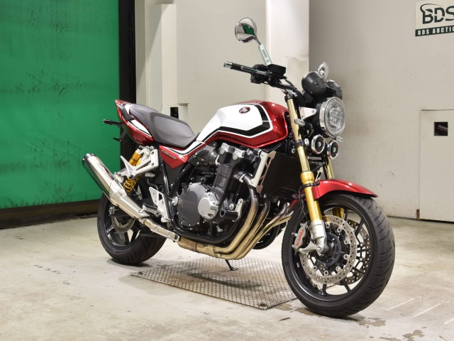 Honda CB400SF — фото 3