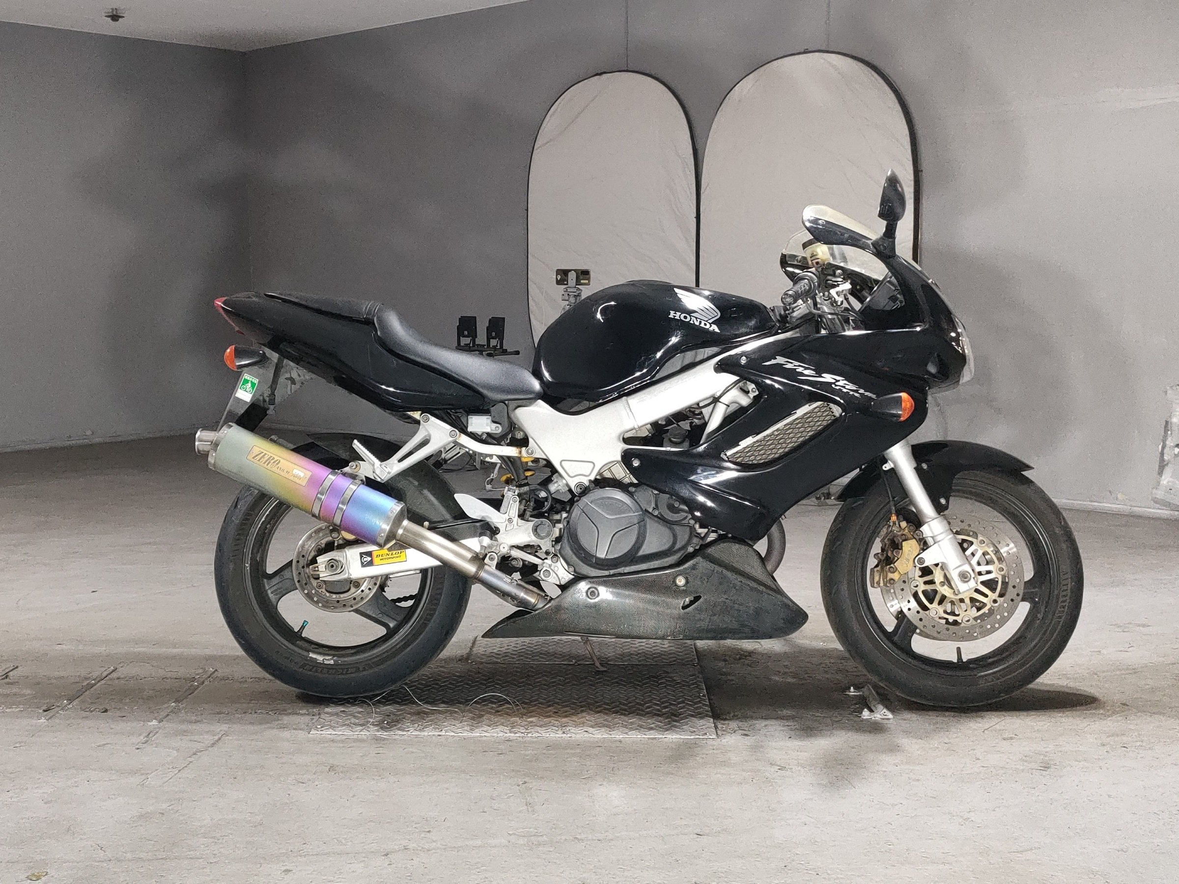 Honda VTR1000F