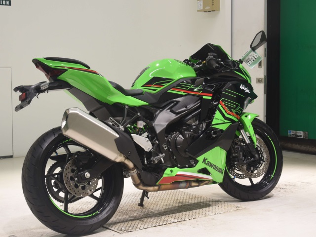 Kawasaki ZX-4RR — фото 5