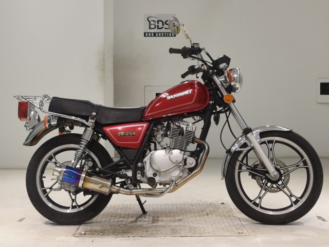 Suzuki GN125H