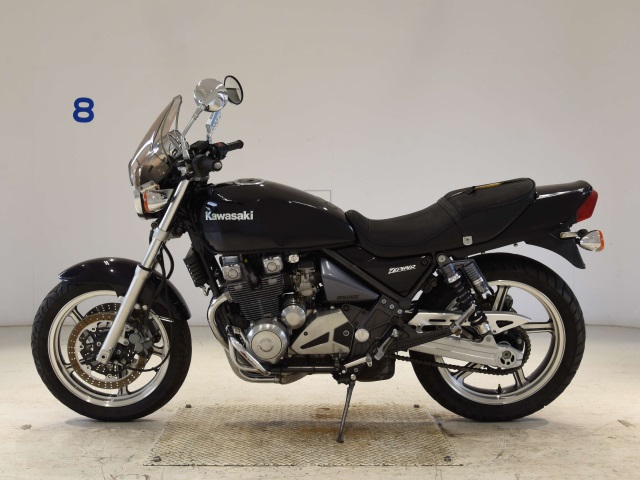 Kawasaki ZEPHYR550 — фото 2