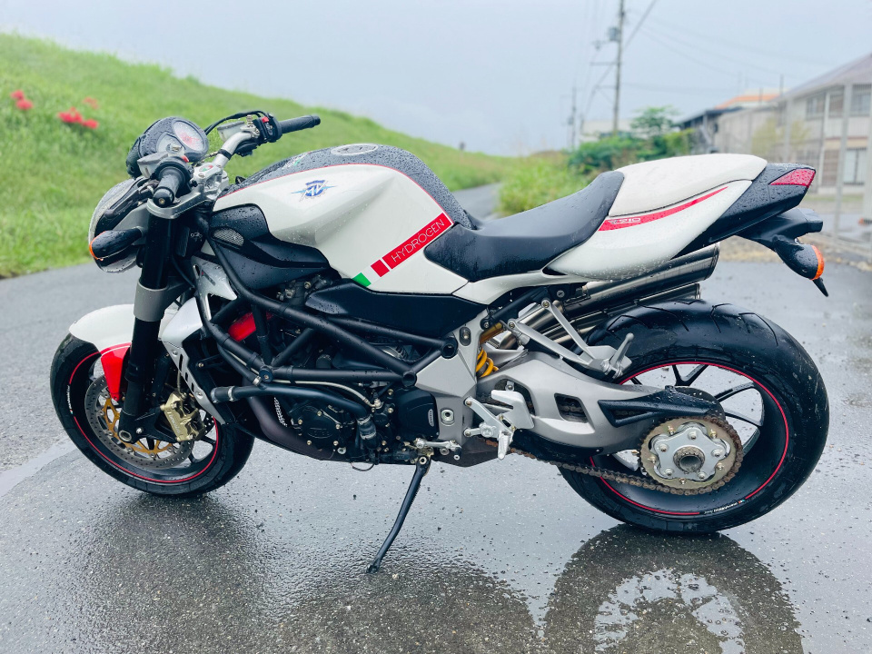 MV Agusta BRUTALE 910R — фото 9