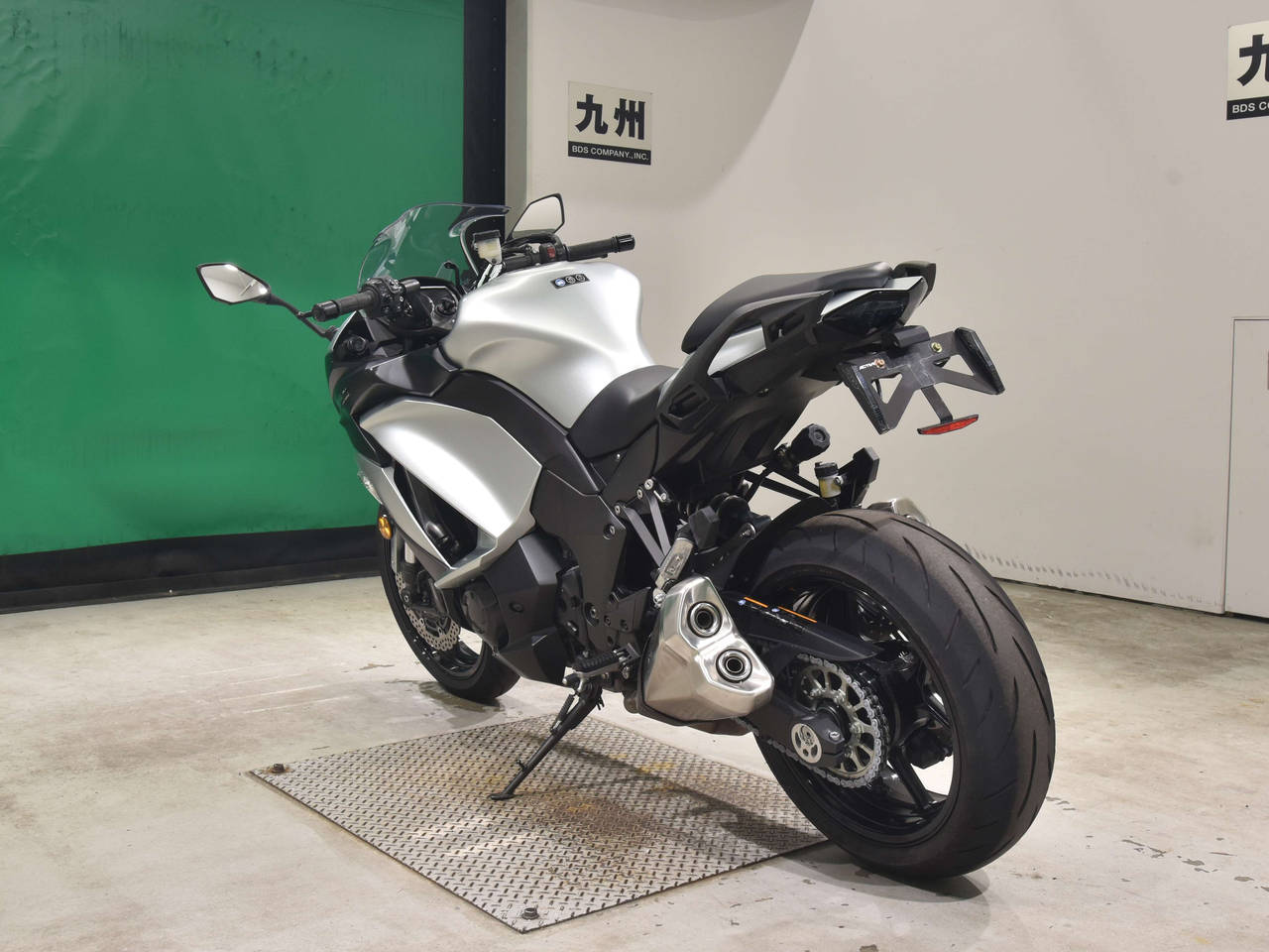 ピカピカ HOKA®公式サイト【スカイワード X|SKYWARD X 197634109589