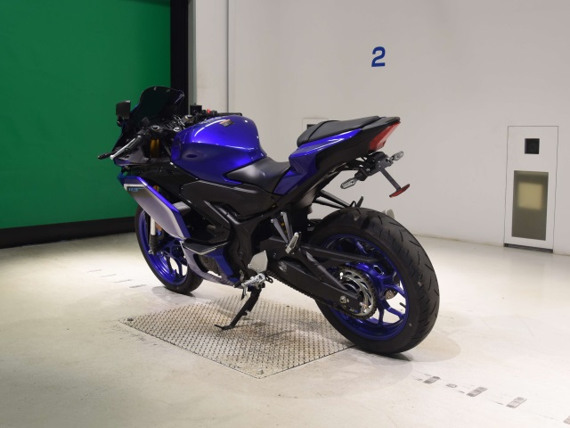 Yamaha YZF-R3 — фото 6