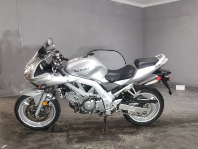 Suzuki SV650S — фото 2