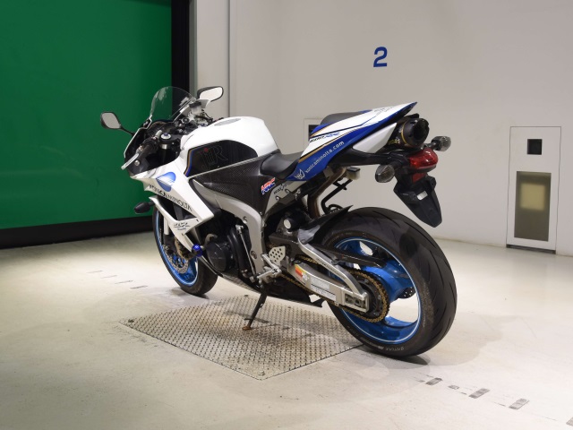 Honda CBR600RR — фото 6