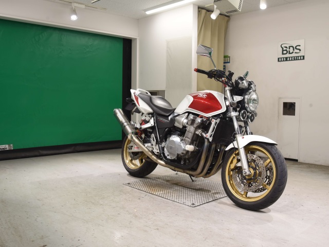 Honda CB1300SF — фото 3