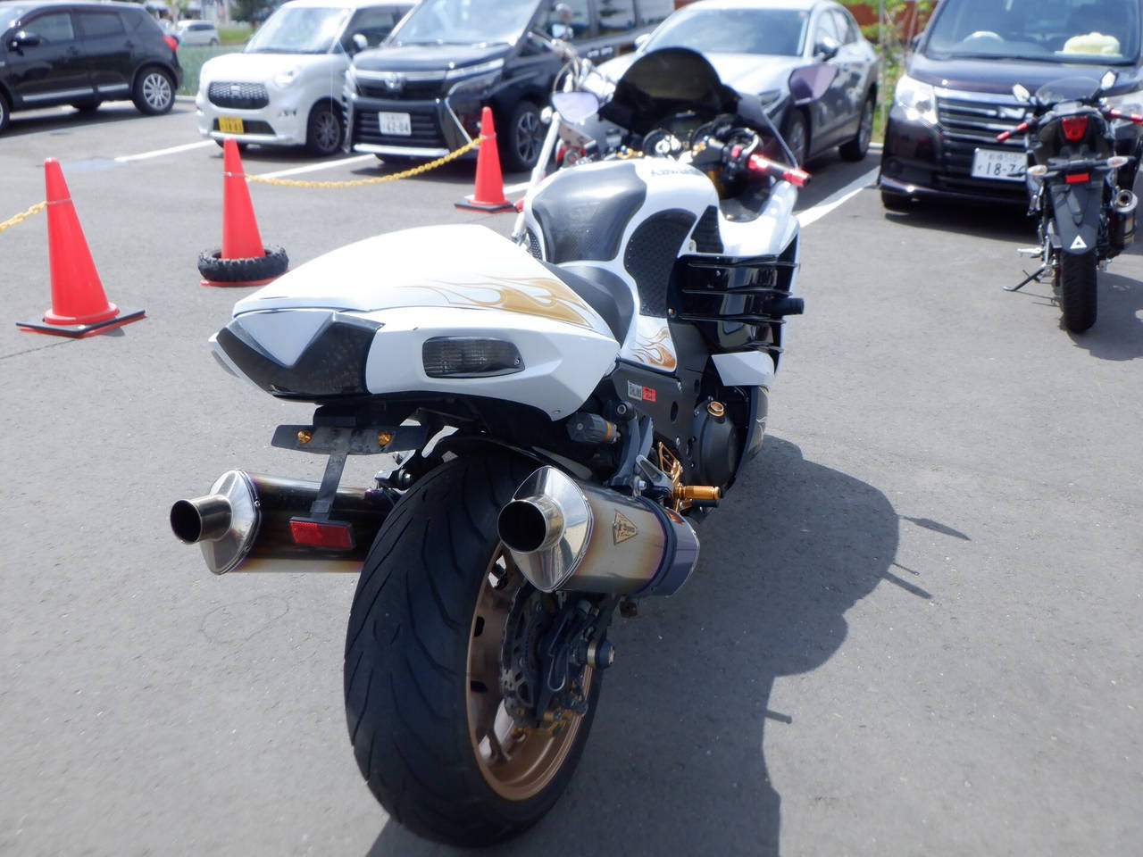 0005] Kawasaki NINJA ZX-14RA - JKBZXT40EFA014601