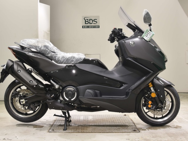 Yamaha T-MAX560T